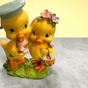 Kitschy easter table decor ducks
